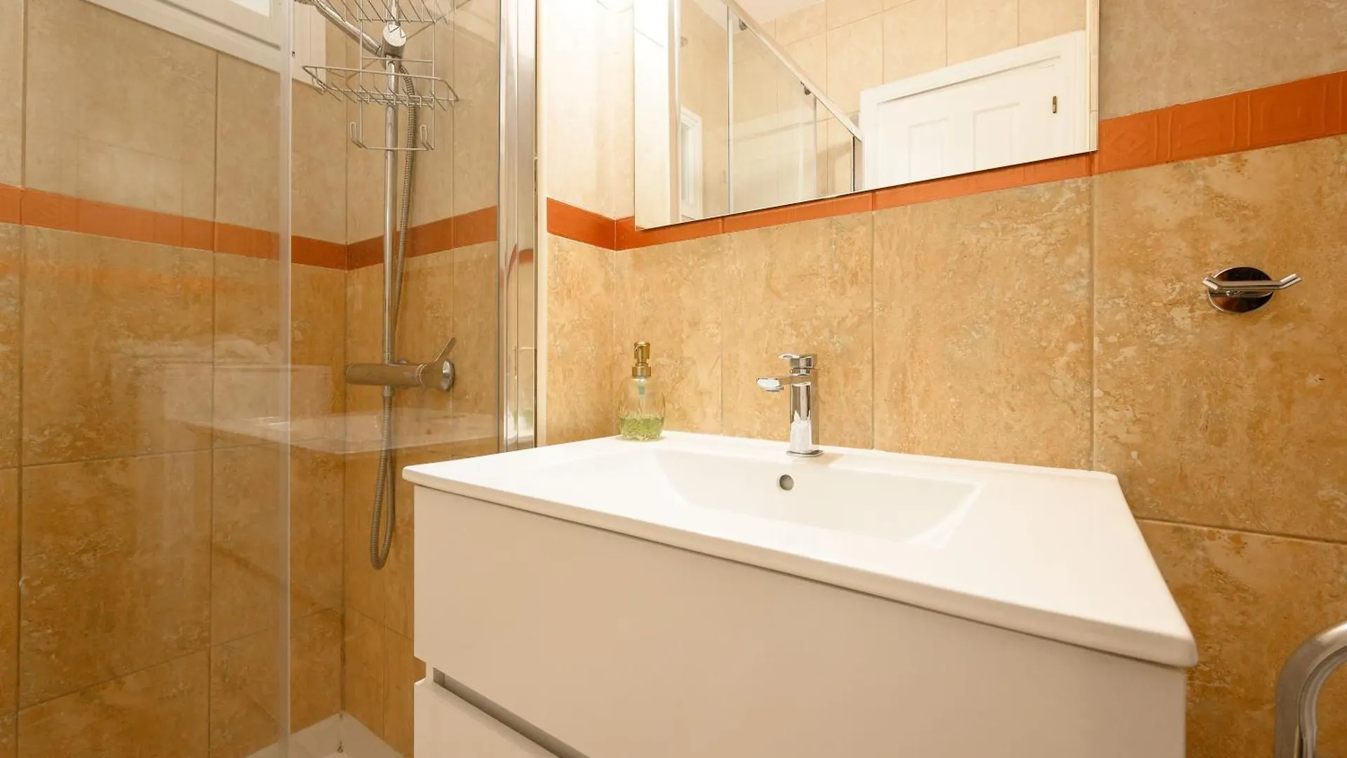Estudio Alhambra Beach I Marbella 0*,  Spanien